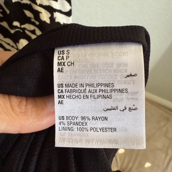 NWT - INC International Concepts Keyhole-Neck Maxi Dress – Size Small - Picture 6 of 6